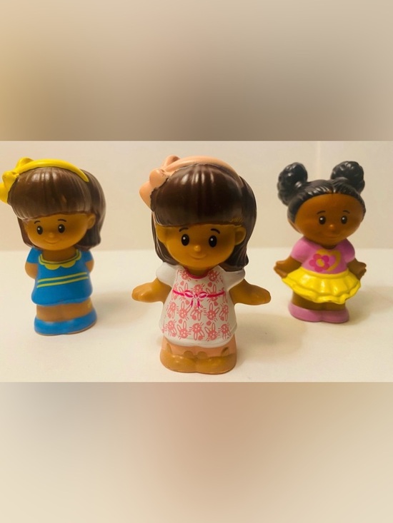 Little People Other - FISHER-PRICE - LITTLE PEOPLE - MIA AND TESSA FIGURES